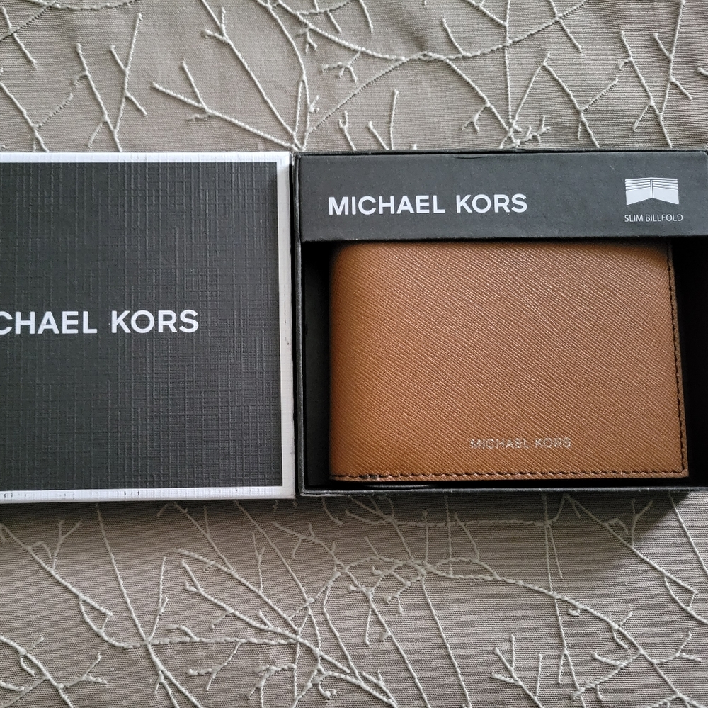 NWT MK Men's Billfold Wallet